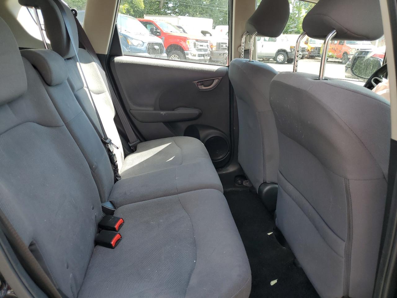 2013 Honda Fit VIN: JHMGE8H38DC074198 Lot: 70598805