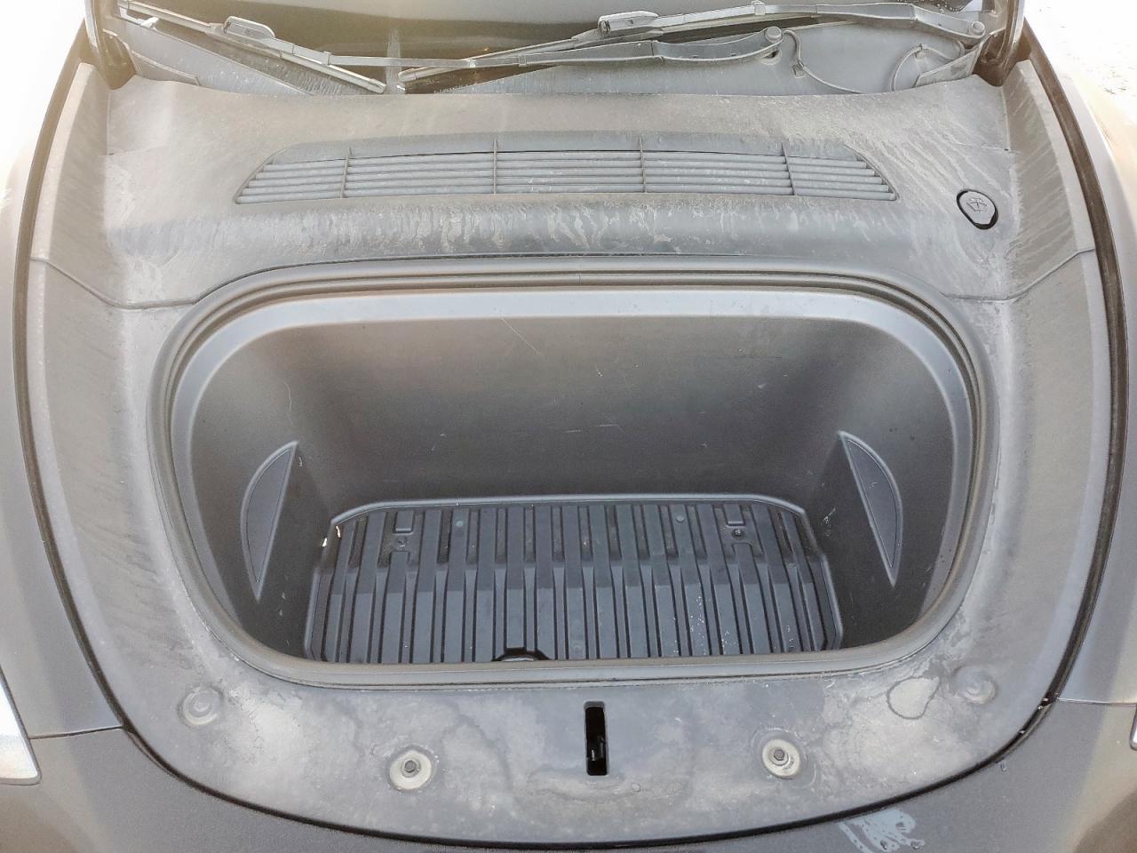 2023 Tesla Model Y VIN: 7SAYGDEF0PF711862 Lot: 68856005