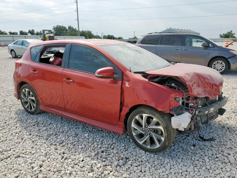  TOYOTA COROLLA 2018 Красный