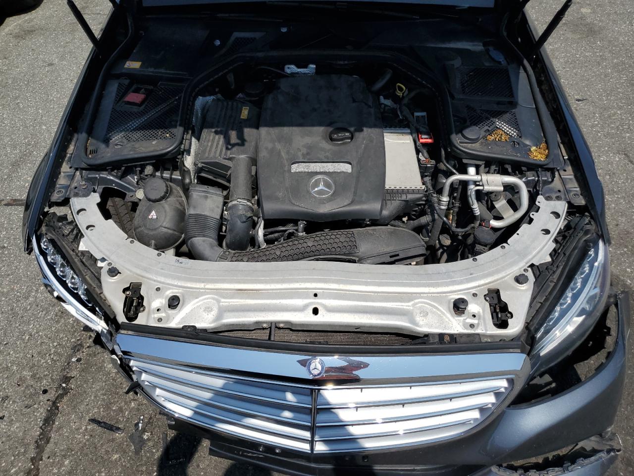 2015 Mercedes-Benz C 300 4Matic VIN: 55SWF4KB2FU040362 Lot: 67301695