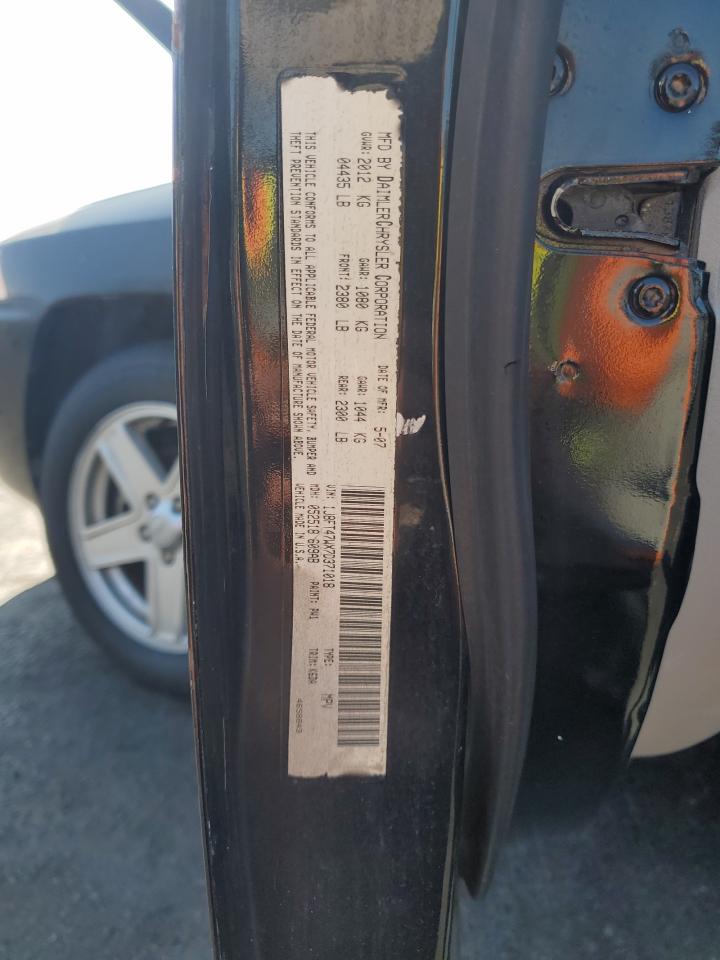 2007 Jeep Compass VIN: 1J8FT47WX7D371018 Lot: 68883365