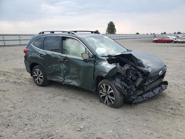  SUBARU FORESTER 2024 Зеленый