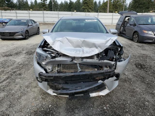  TOYOTA COROLLA 2016 Silver