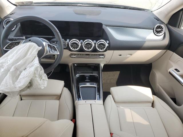  MERCEDES-BENZ GLA-CLASS 2024 Czarny