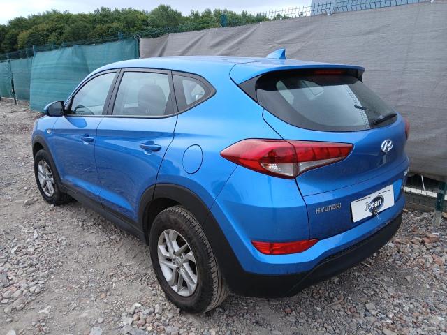 2017 HYUNDAI TUCSON S B