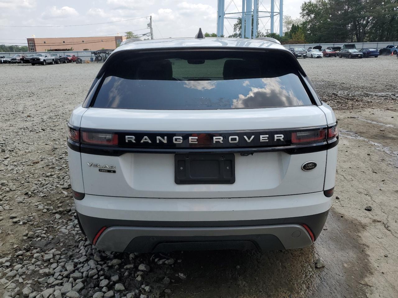2019 Land Rover Range Rover Velar S VIN: SALYB2EX2KA235908 Lot: 67541405