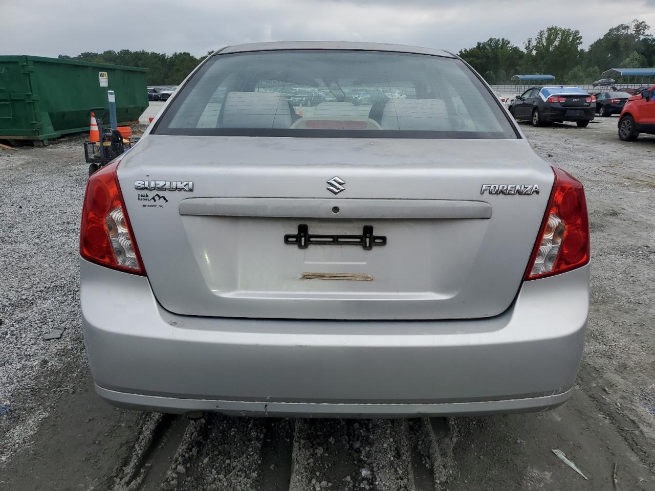 2005 Suzuki Forenza S VIN: KL5JD56Z25K204490 Lot: 68131725