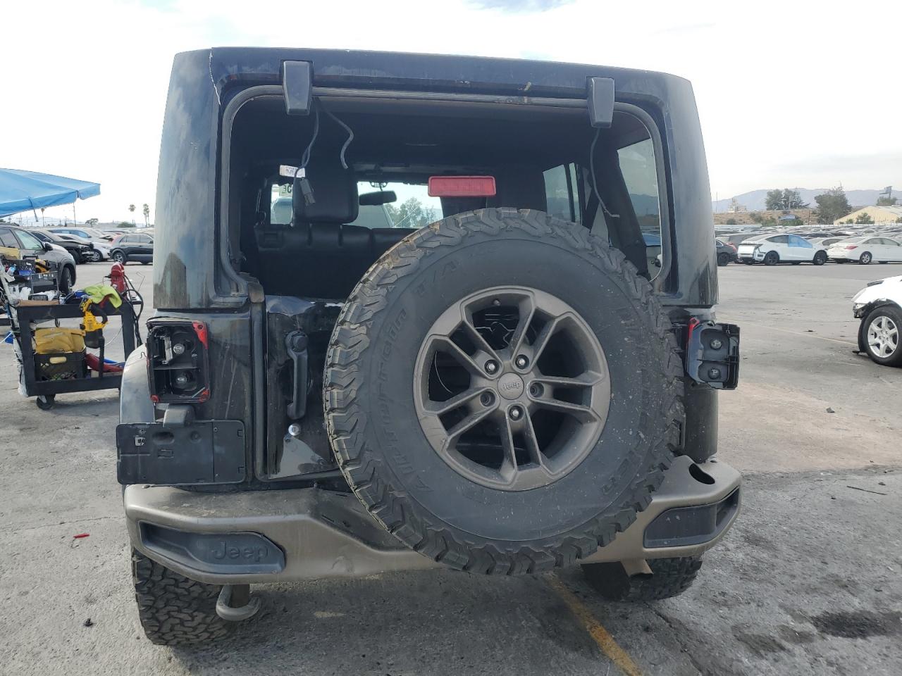 2016 Jeep Wrangler Unlimited Sahara VIN: 1C4BJWEG0GL288822 Lot: 70779655