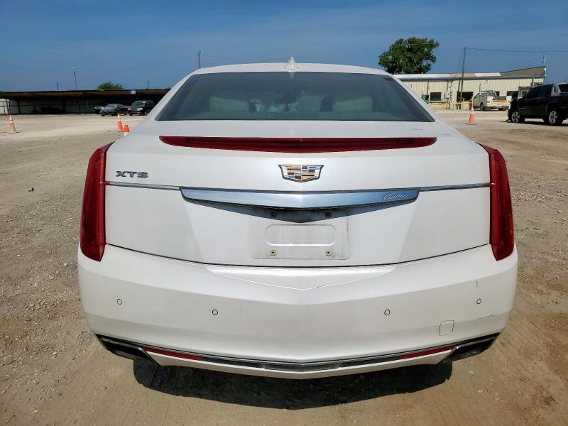  CADILLAC XTS 2017 Белы