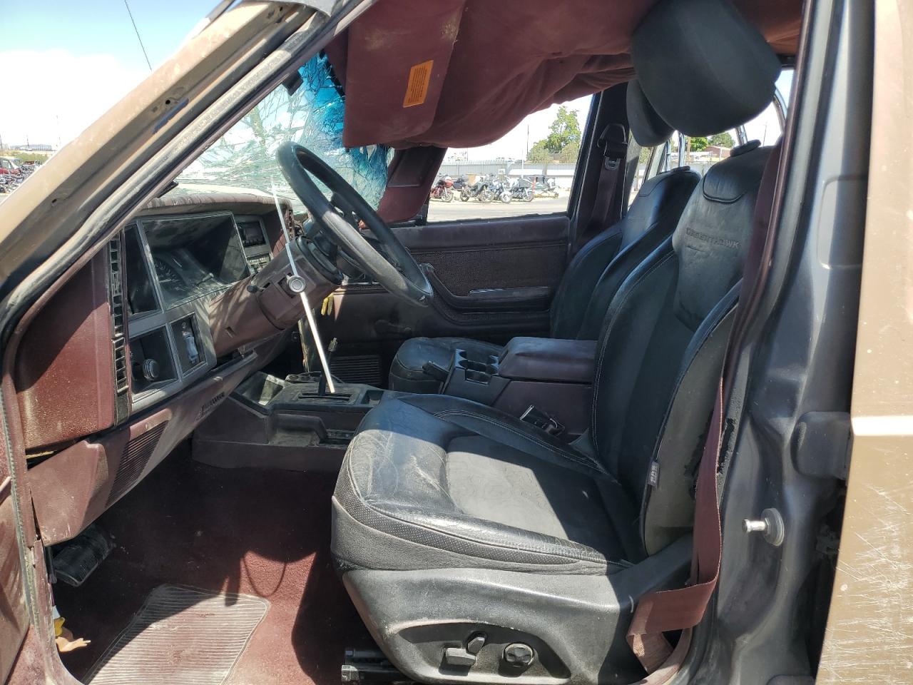 1990 Jeep Cherokee Laredo VIN: 1J4FJ58L8LL265166 Lot: 68045525
