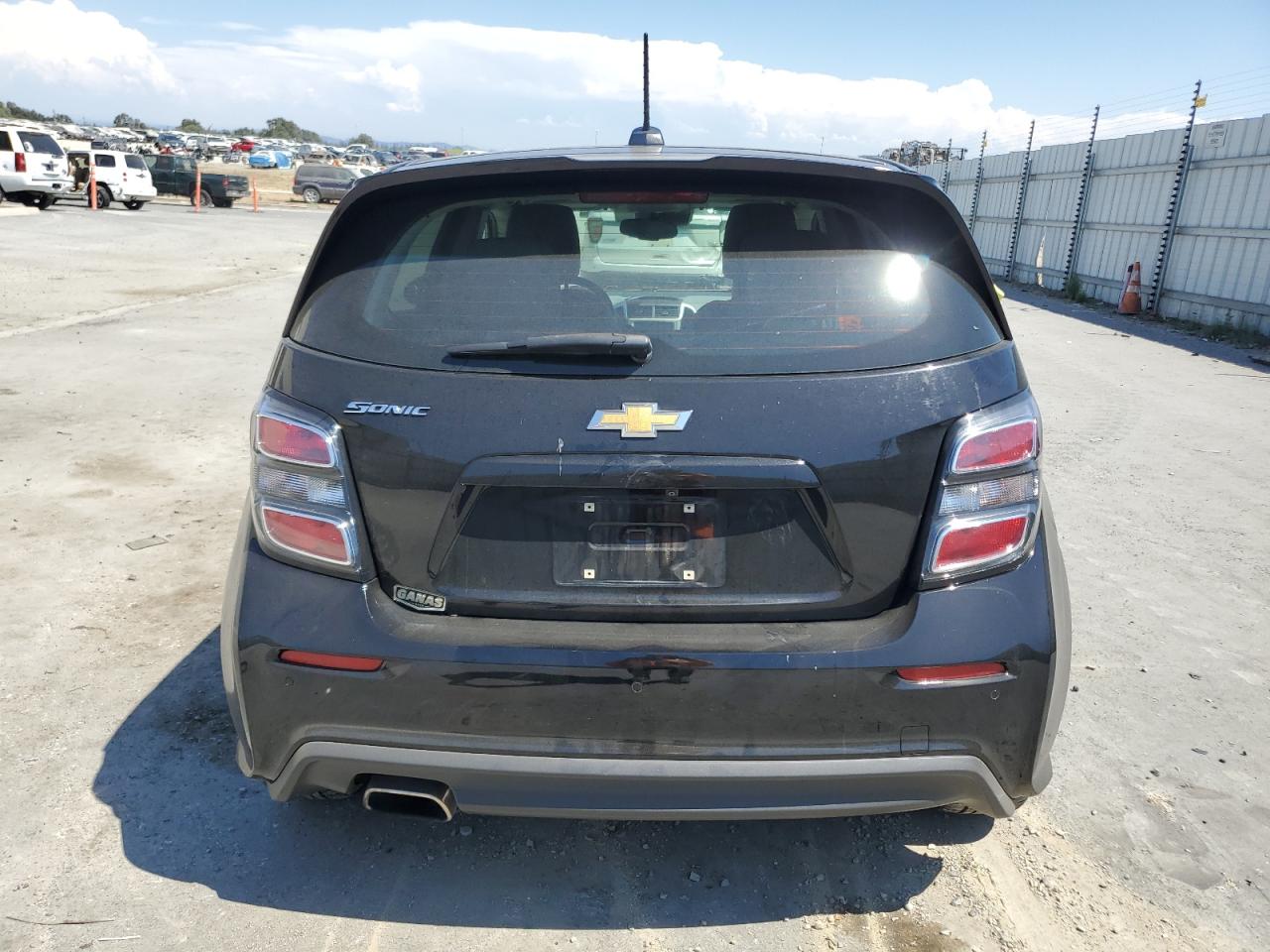 2020 Chevrolet Sonic VIN: 1G1JG6SB7L4132261 Lot: 69694725