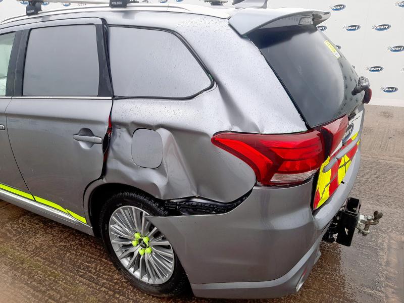 2021 MITSUBISHI OUTLANDER REFLEX COM+ PHE 