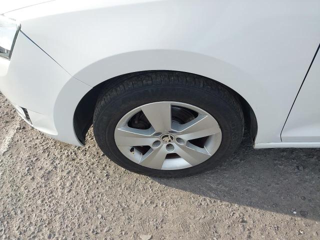 2017 SKODA RAPID SE T