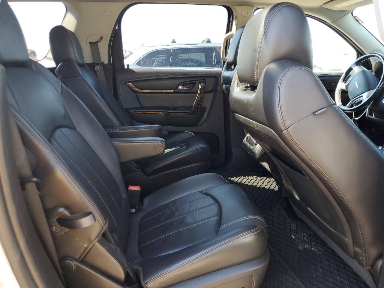 2016 GMC Acadia Denali VIN: 1GKKVTKD5GJ285475 Lot: 70338035