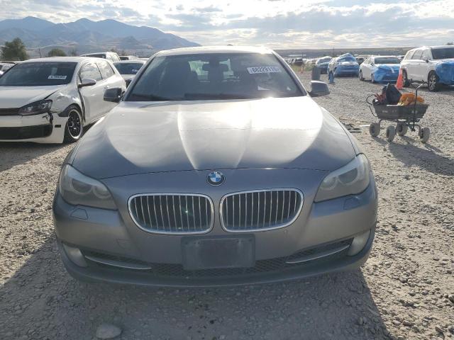Sedans BMW 5 SERIES 2012 Srebrny