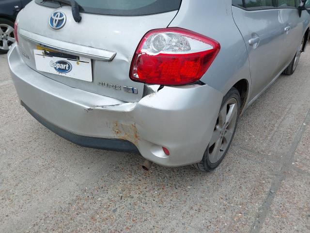 2012 TOYOTA AURIS HYBR