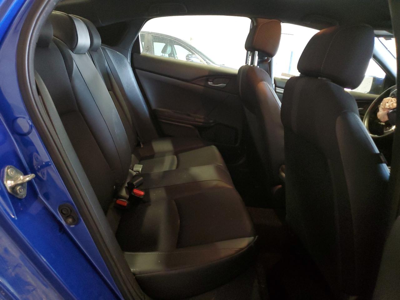 2019 Honda Civic Sport VIN: 2HGFC2E87KH556933 Lot: 69813135