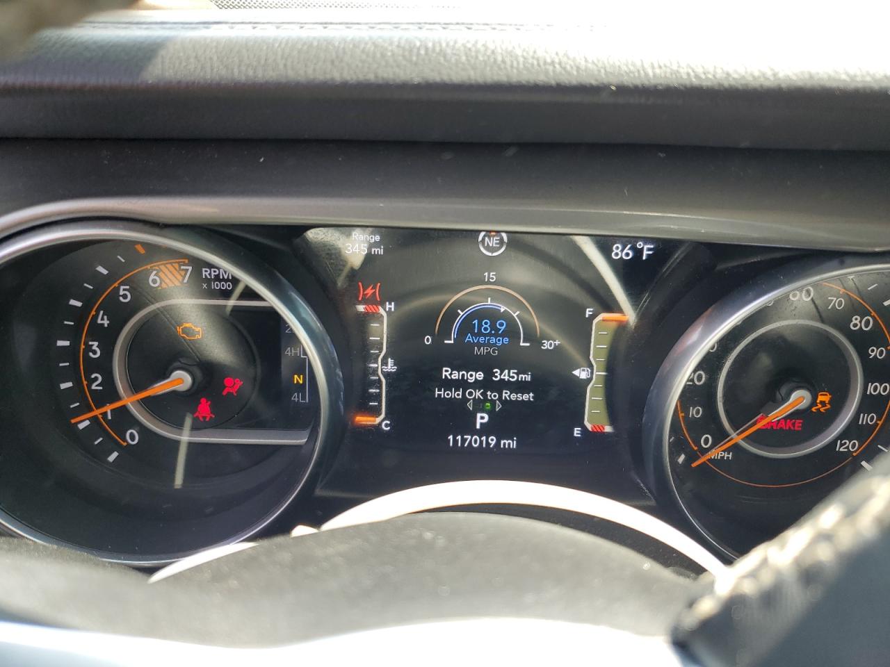 2019 Jeep Wrangler Unlimited Sahara VIN: 1C4HJXEN5KW595554 Lot: 70926085