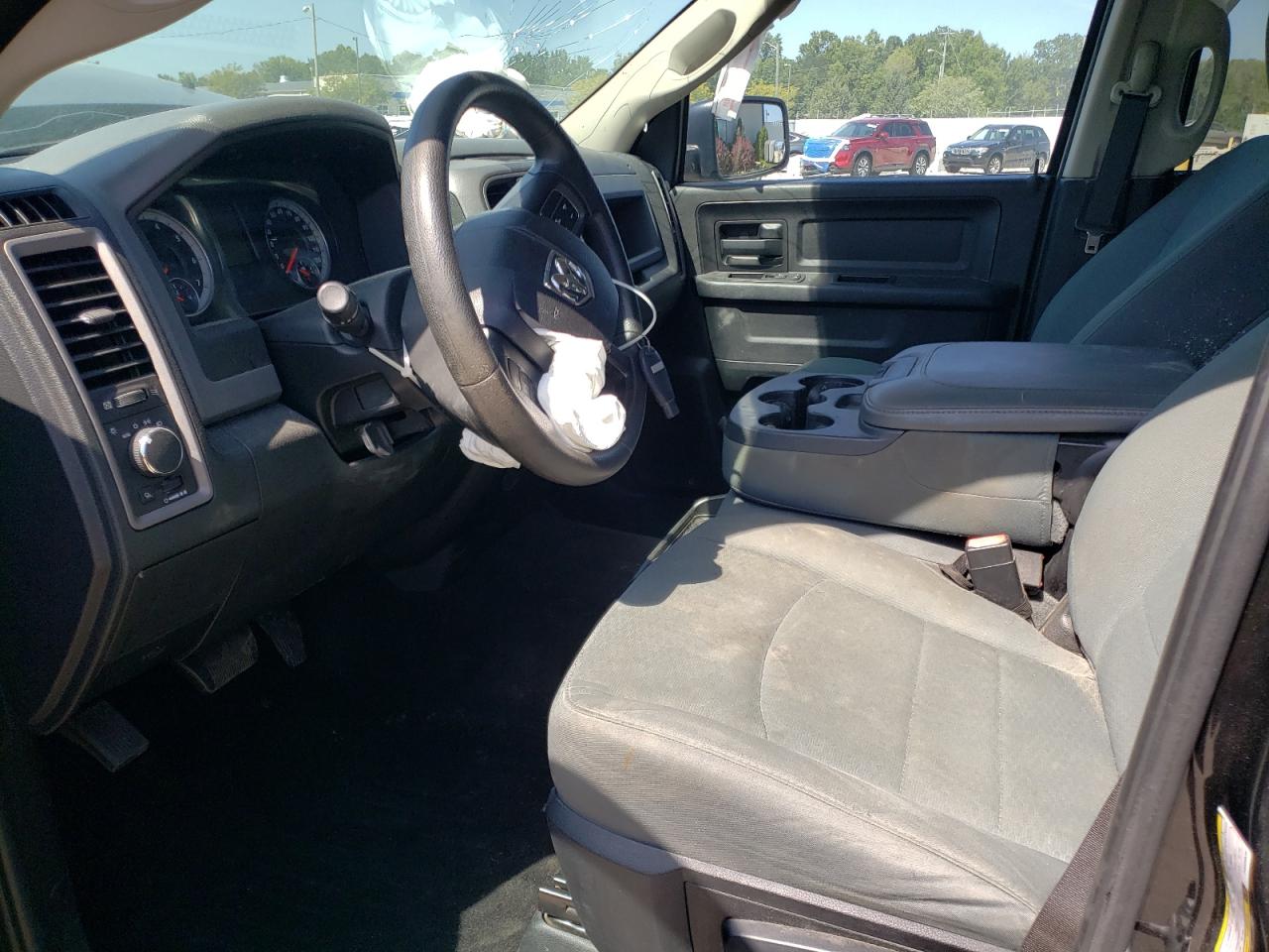 2015 Ram 1500 St VIN: 3C6RR7KTXFG609539 Lot: 70859205