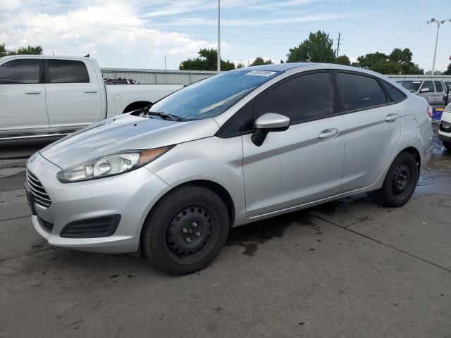  FORD FIESTA 2019 Серебристый