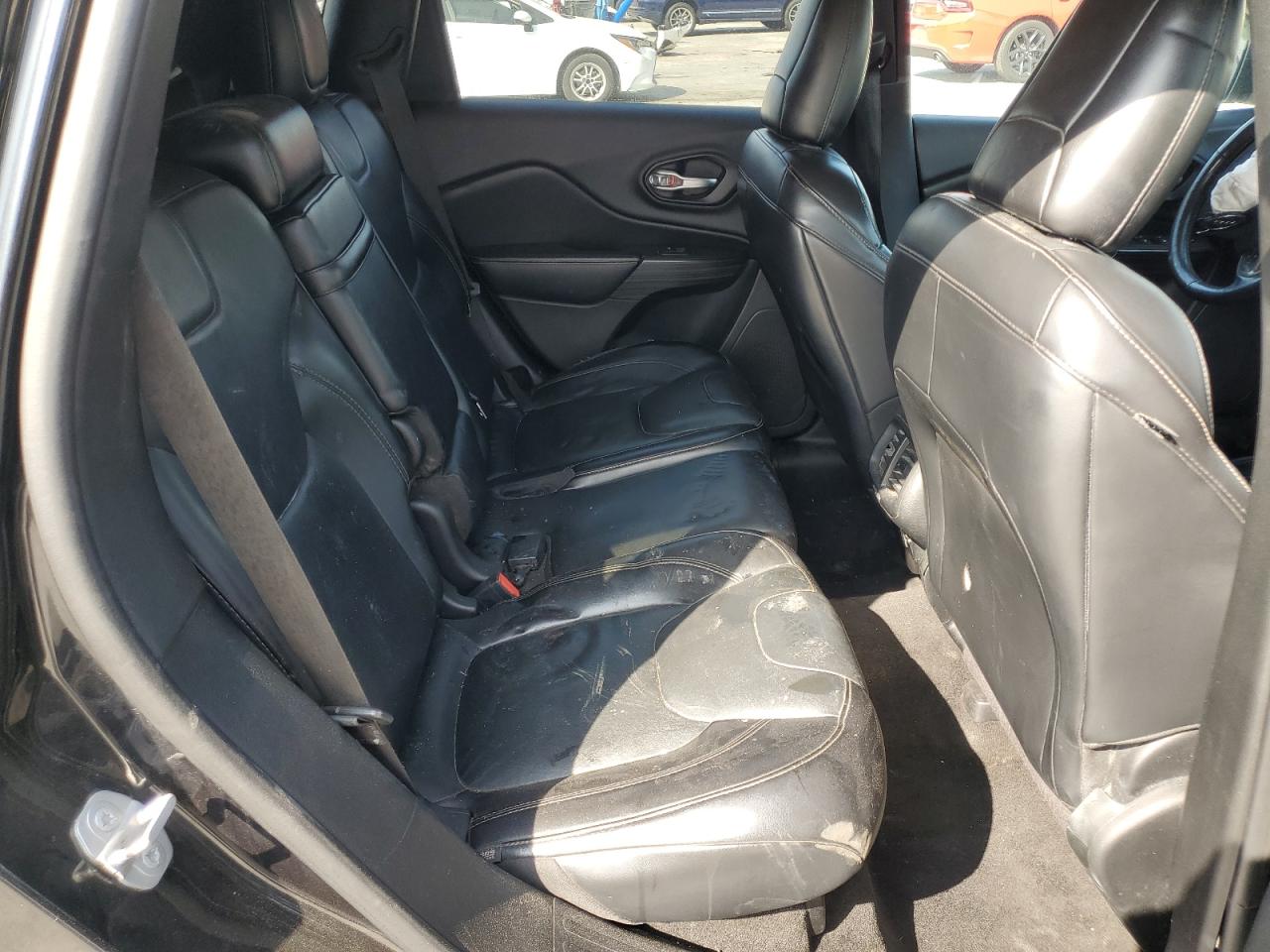 2016 Jeep Cherokee Limited VIN: 1C4PJLDB2GW165483 Lot: 68349675