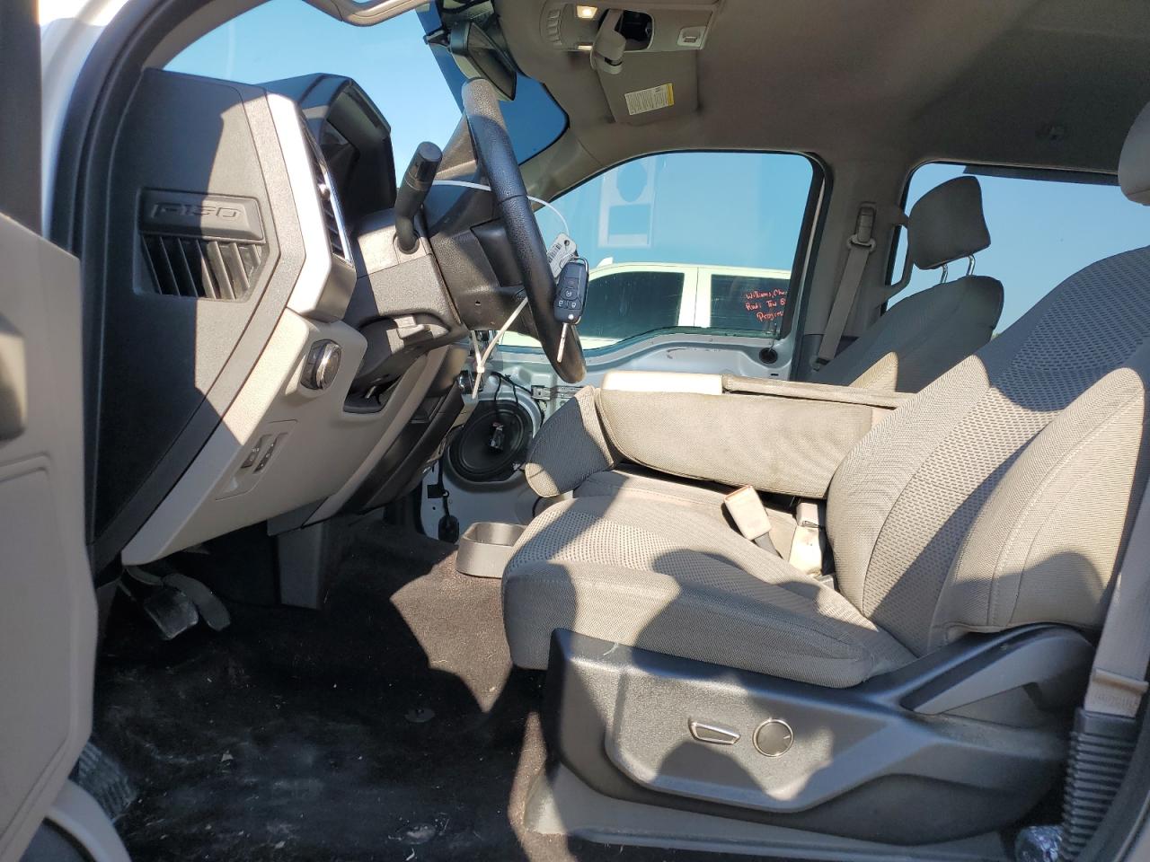 2016 Ford F150 Supercrew VIN: 1FTEW1CP9GKF34714 Lot: 69736225