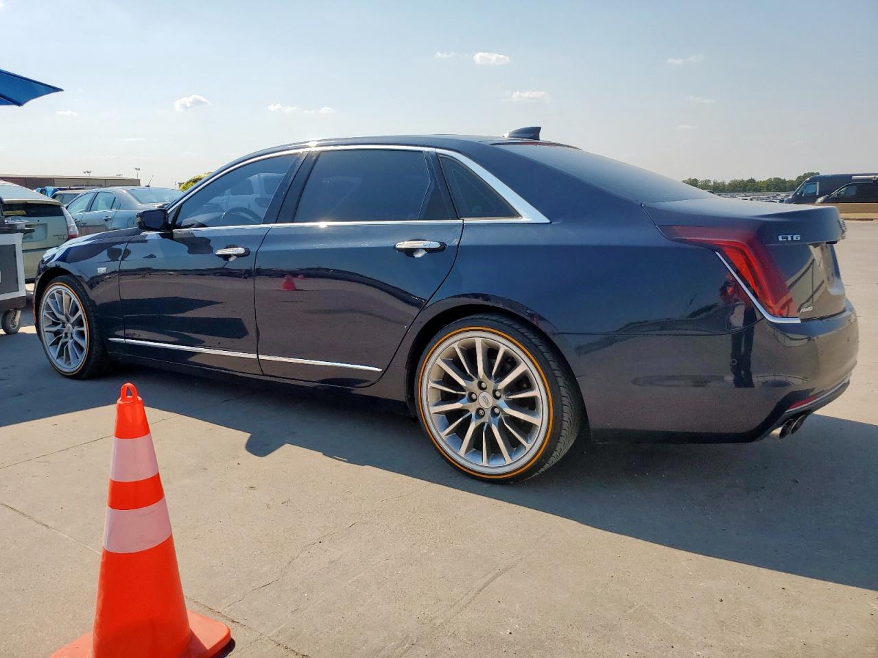 CT6 CT6