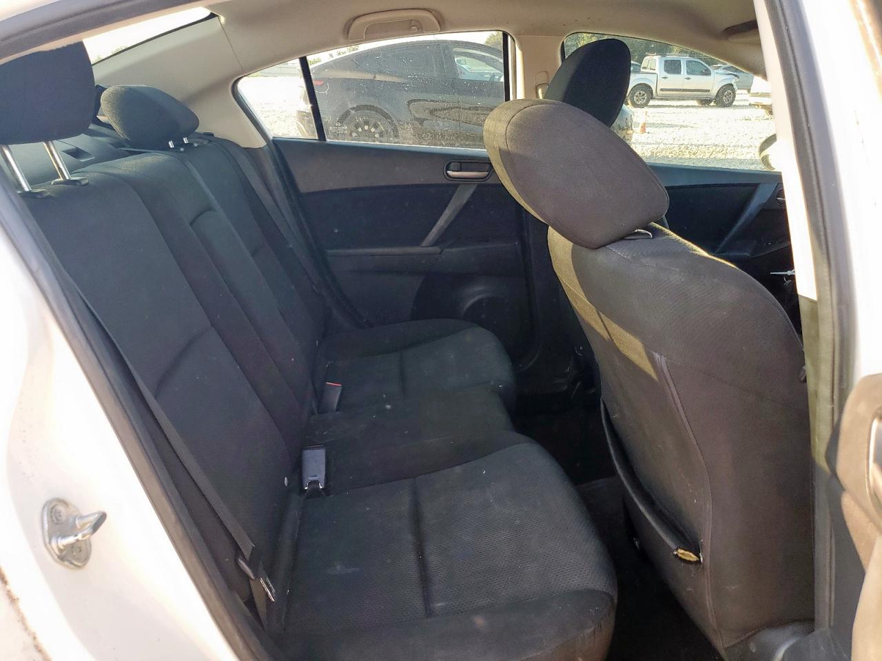 2011 Mazda 3 I VIN: JM1BL1VG4B1402936 Lot: 70327795