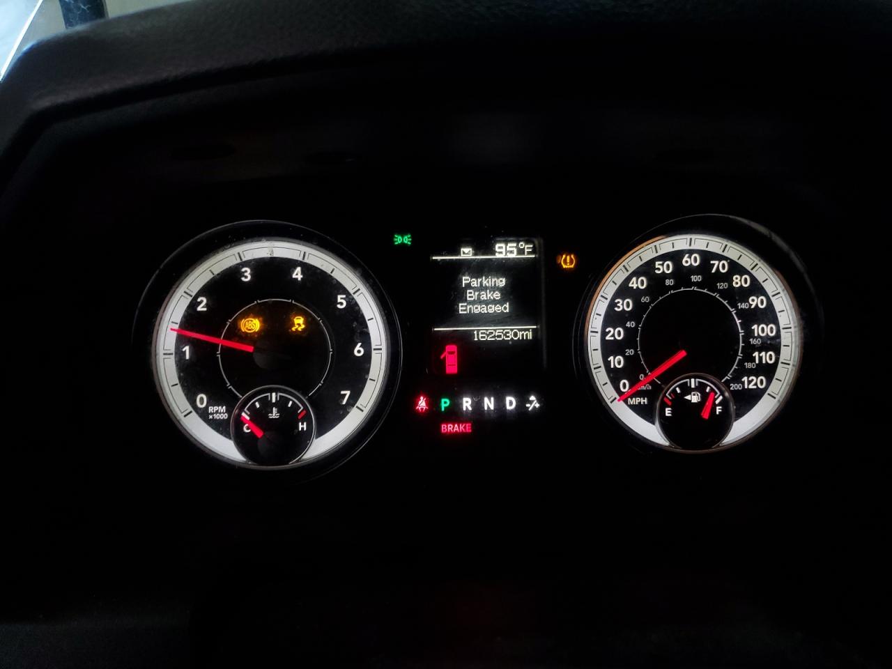 2015 Ram 2500 St VIN: 3C6TR5CT0FG667894 Lot: 68004465