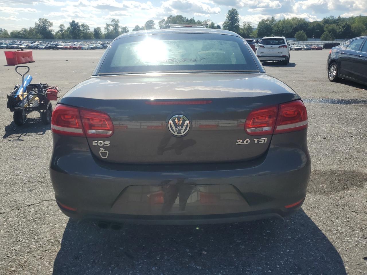 2012 Volkswagen Eos Komfort VIN: WVWBW7AH5CV001205 Lot: 70142735