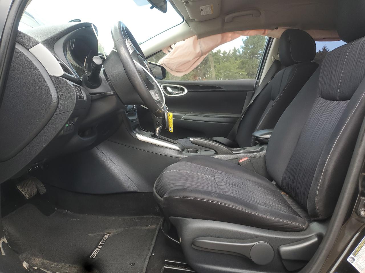 2016 Nissan Sentra S VIN: 3N1AB7APXGL641692 Lot: 70494035