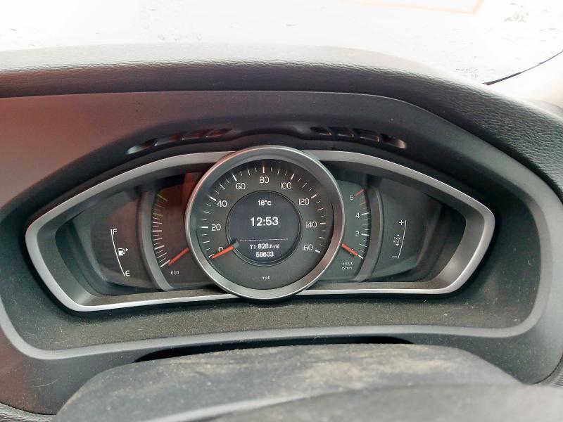 2015 VOLVO V40 SE D2 
