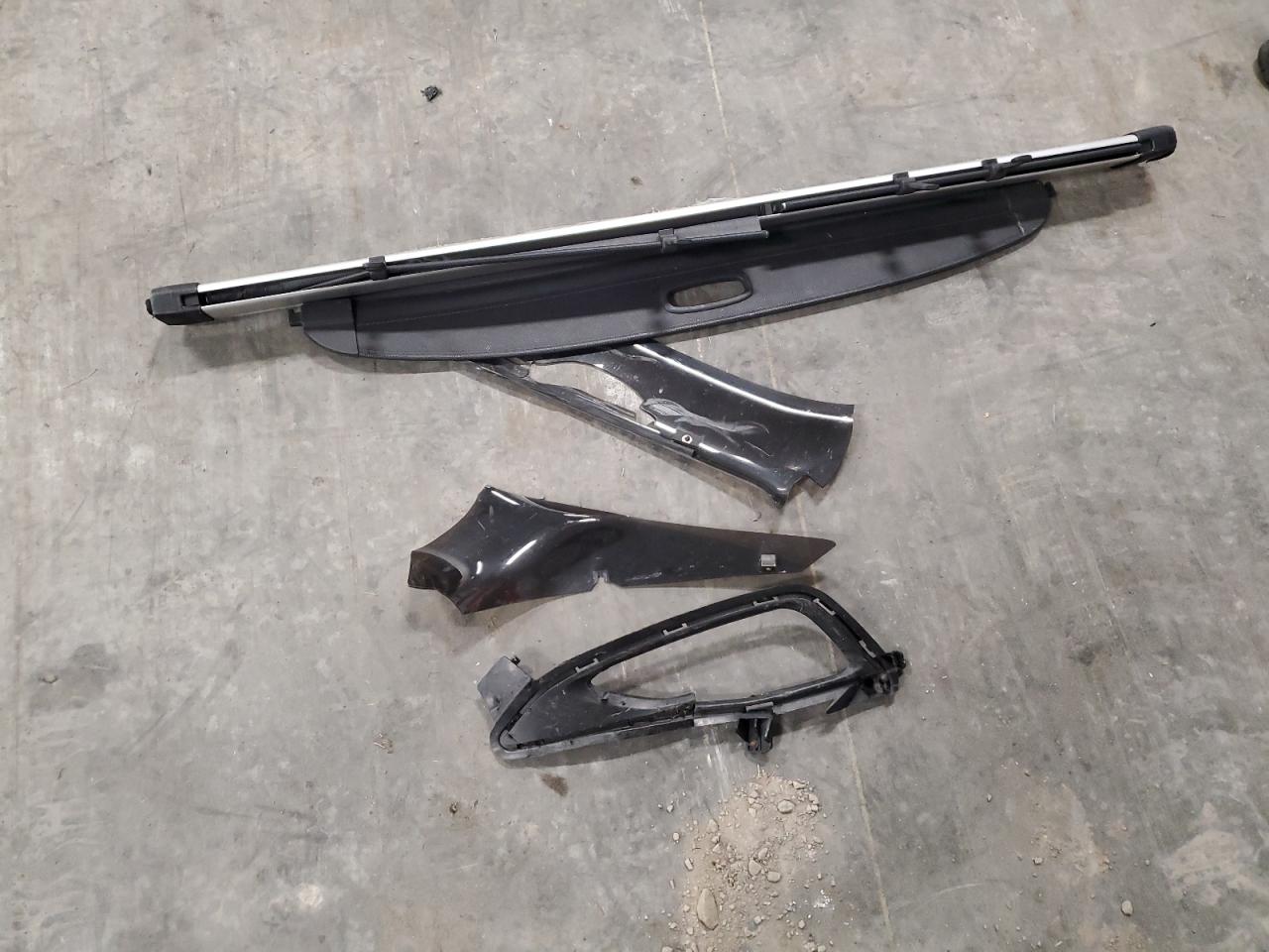 2009 Kia Rondo Base VIN: KNAFG528297285775 Lot: 68818525