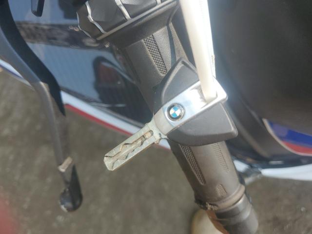  BMW S 2021 Белый