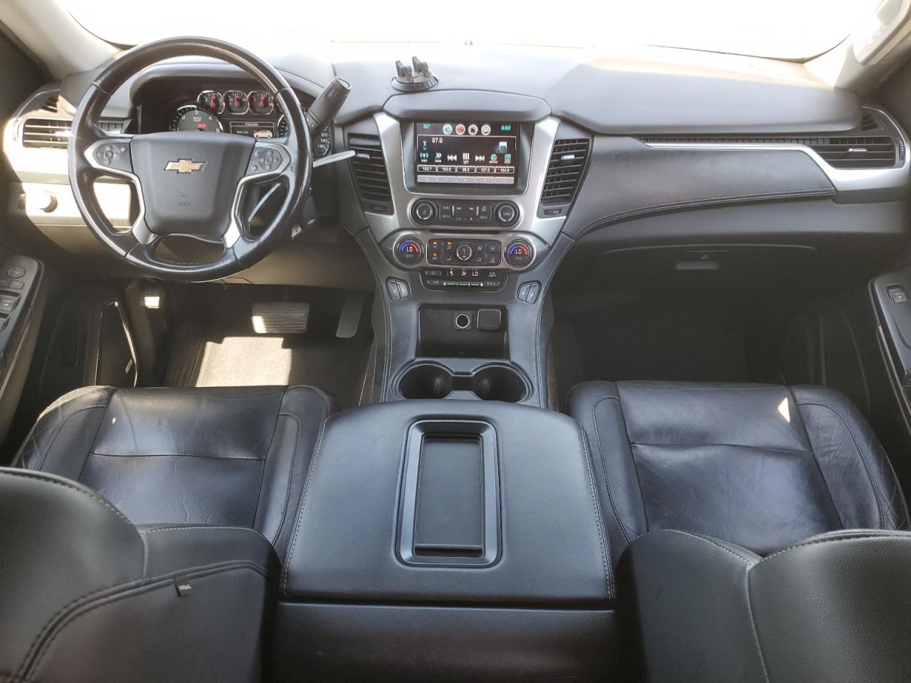 2019 Chevrolet Tahoe C1500 Lt VIN: 1GNSCBKC2KR161992 Lot: 66086405