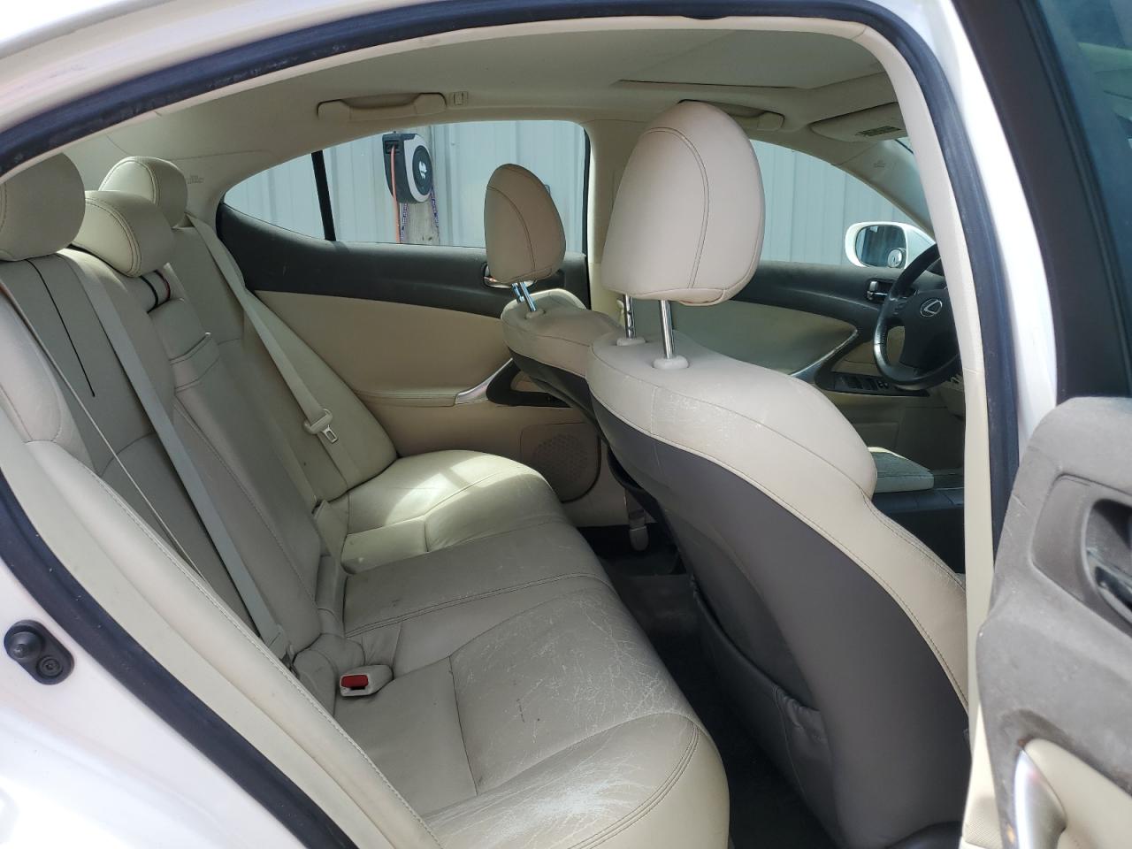 2010 Lexus Is 250 VIN: JTHBF5C23A5111744 Lot: 70250445