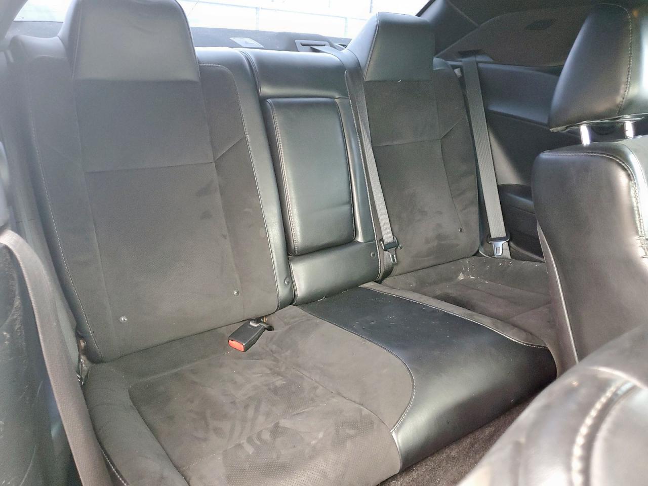 2015 Dodge Challenger R/T Scat Pack VIN: 2C3CDZFJ9FH816638 Lot: 70881175