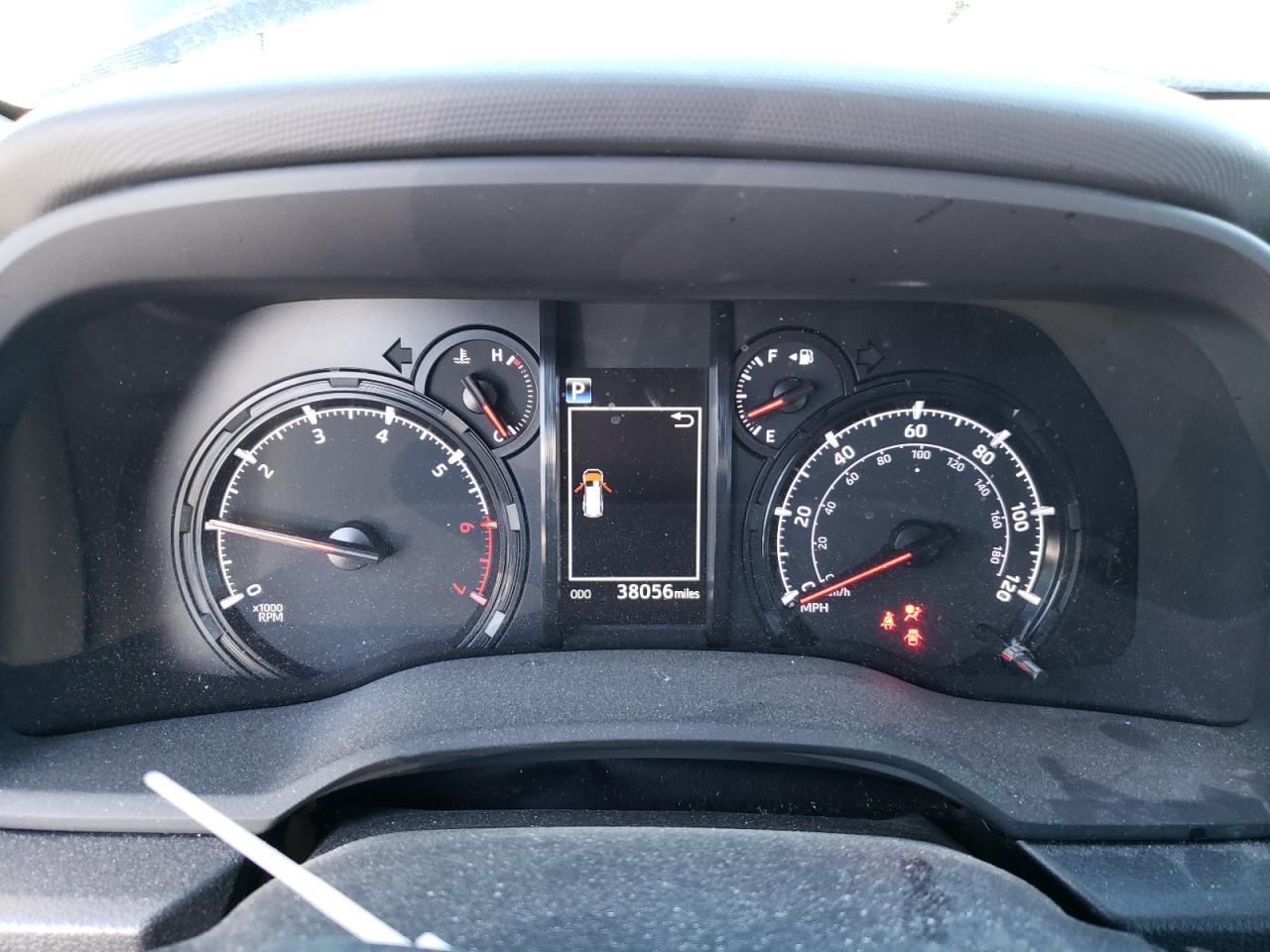 2020 Toyota 4Runner Sr5/Sr5 Premium VIN: JTEBU5JR4L5811522 Lot: 63627365