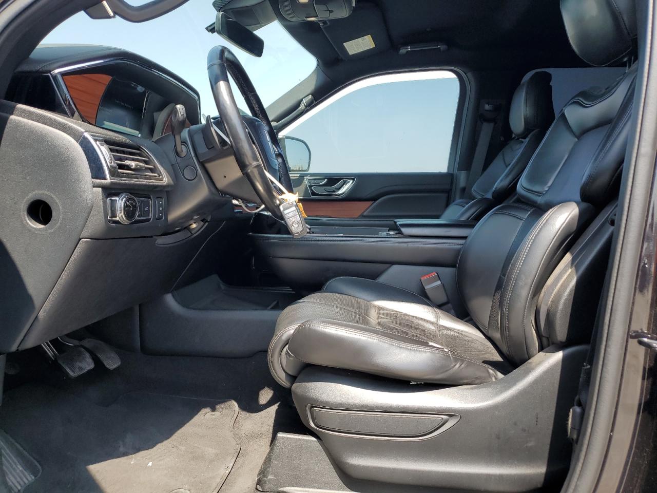 2020 Lincoln Navigator L VIN: 5LMJJ3MT5LEL00057 Lot: 68535385