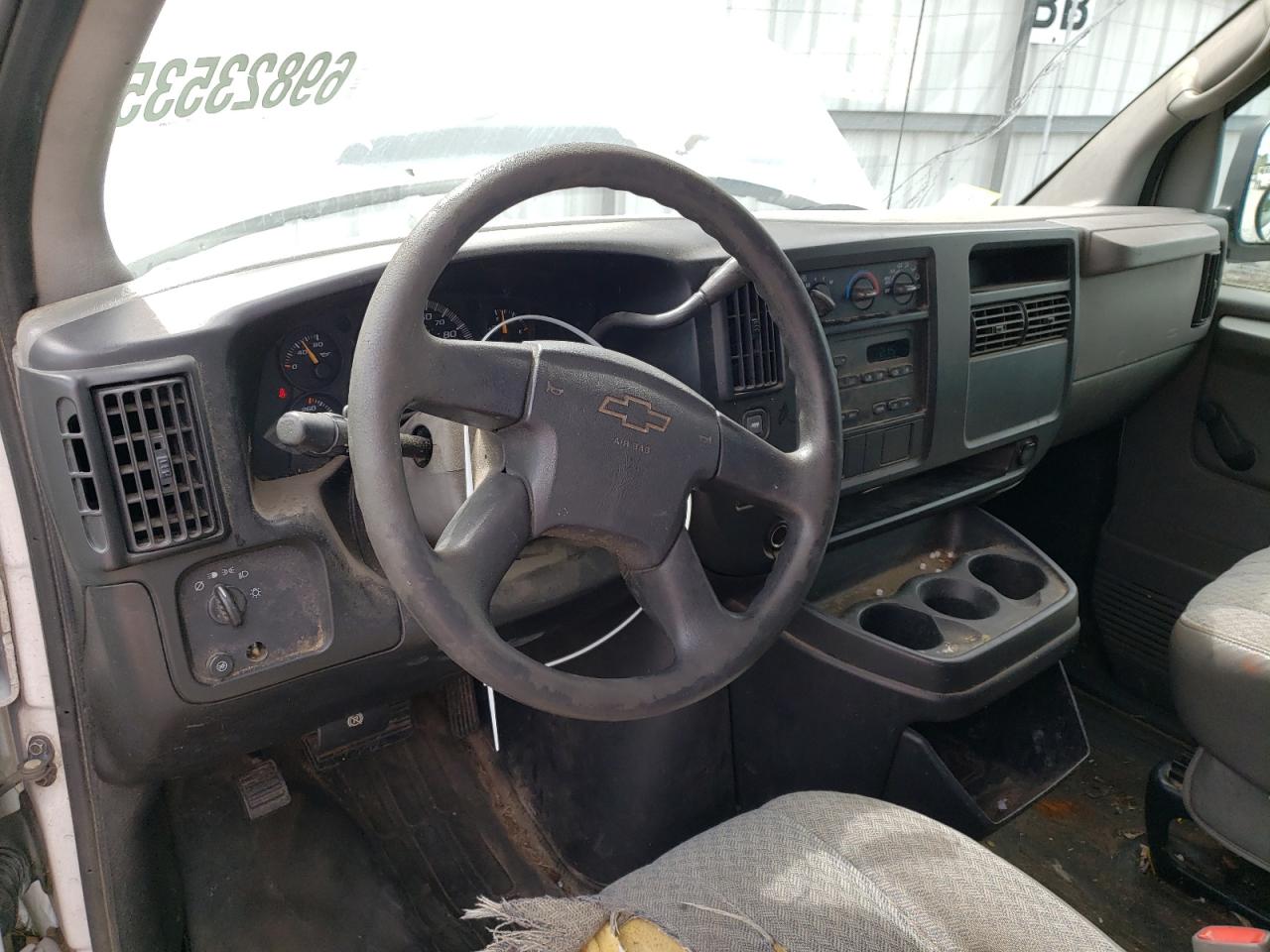 2005 Chevrolet Express G1500 VIN: 1GCFG15X251184201 Lot: 69823535