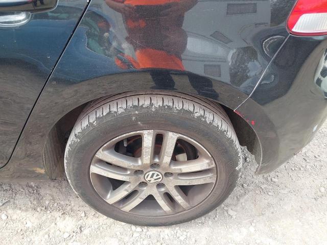 2010 VOLKSWAGEN GOLF SE TD