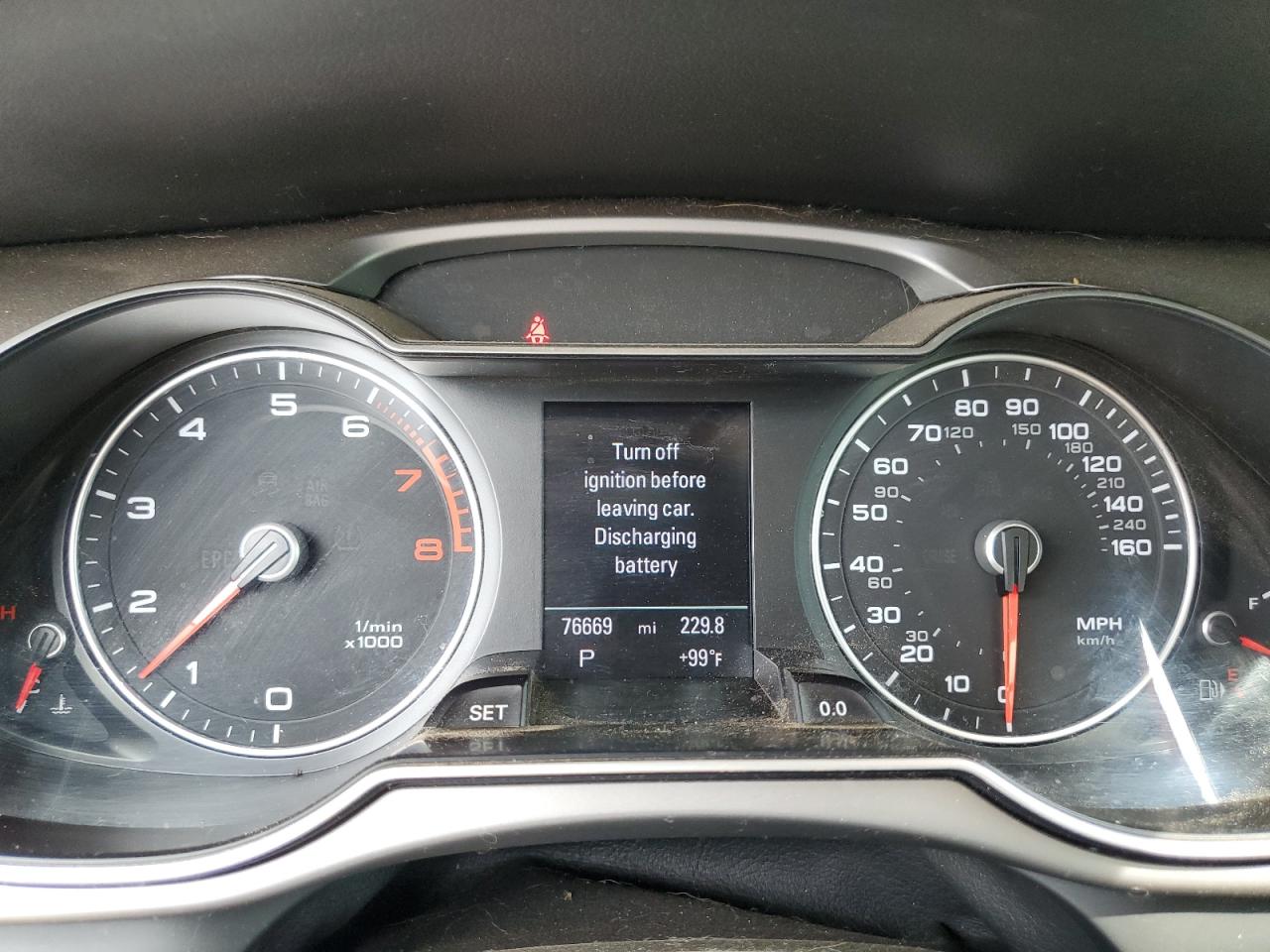 2013 Audi A4 Premium Plus VIN: WAUFFAFLXDN049728 Lot: 68483405