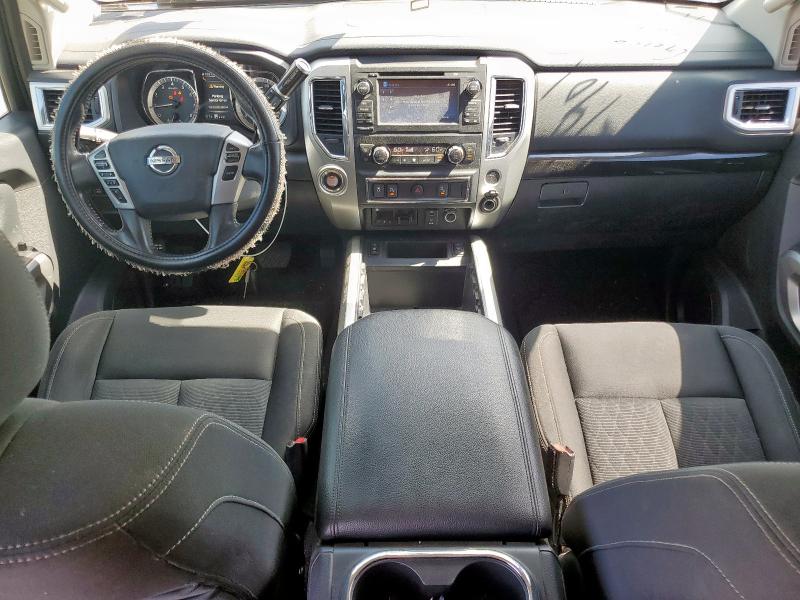  NISSAN TITAN 2018 Серый