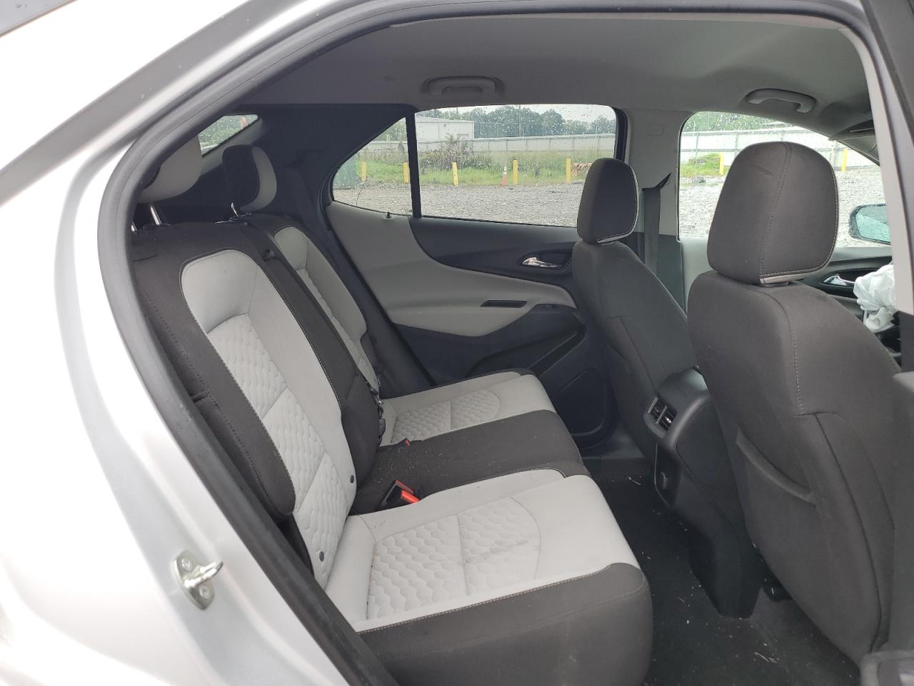 2018 Chevrolet Equinox Lt VIN: 2GNAXJEV0J6340470 Lot: 68425075