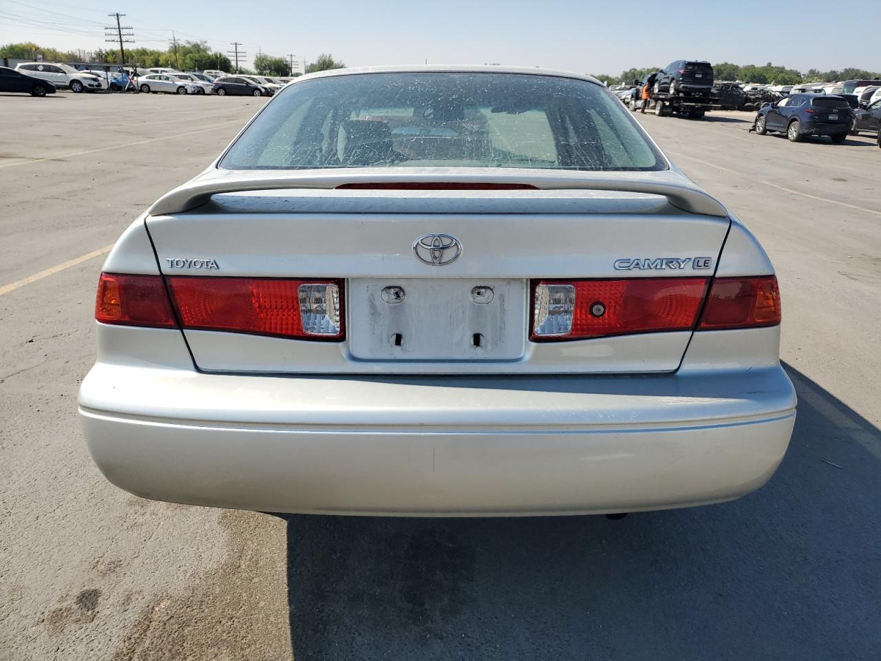 2000 Toyota Camry Ce VIN: JT2BG22K5Y0529527 Lot: 70292035