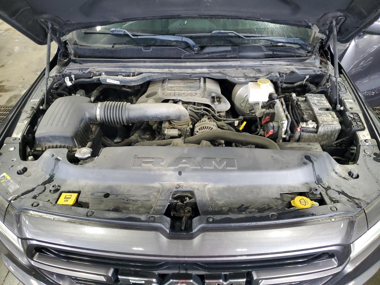 2019 Ram 1500 Laramie VIN: 1C6SRFJT0KN555621 Lot: 70895085