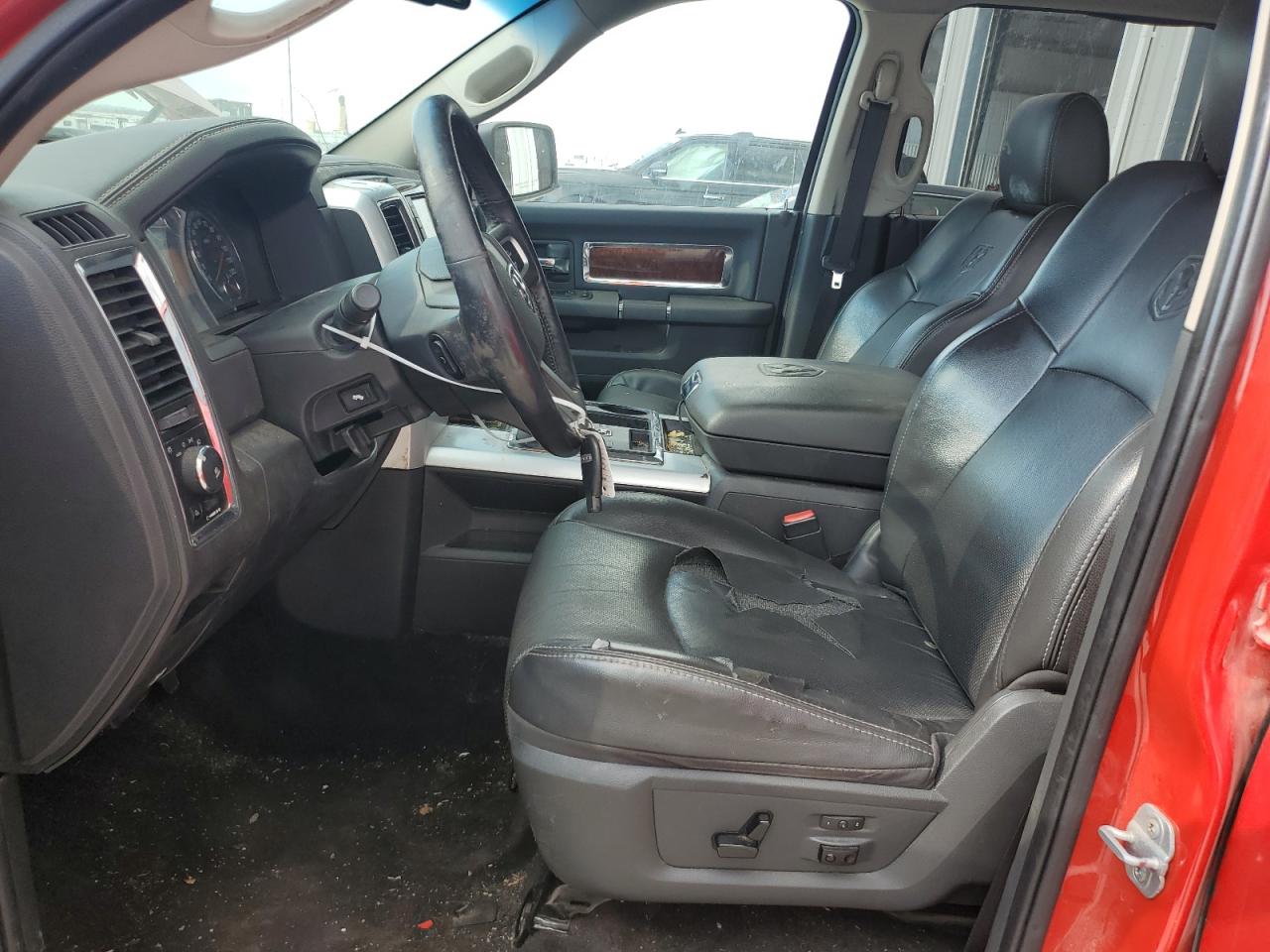 2011 Dodge Ram 1500 VIN: 1D7RV1CT0BS641599 Lot: 69658875
