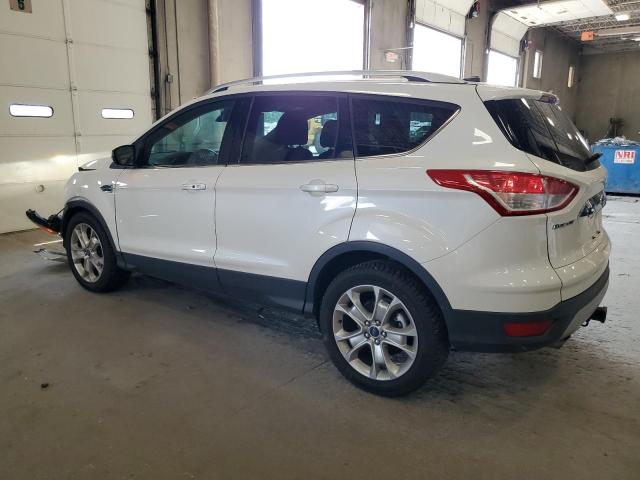  FORD ESCAPE 2016 Белы