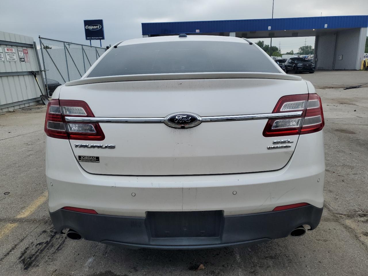 2015 Ford Taurus Sel VIN: 1FAHP2E85FG166710 Lot: 68841625