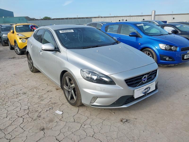2014 VOLVO V40 R-DESIGN D2 AUTO 